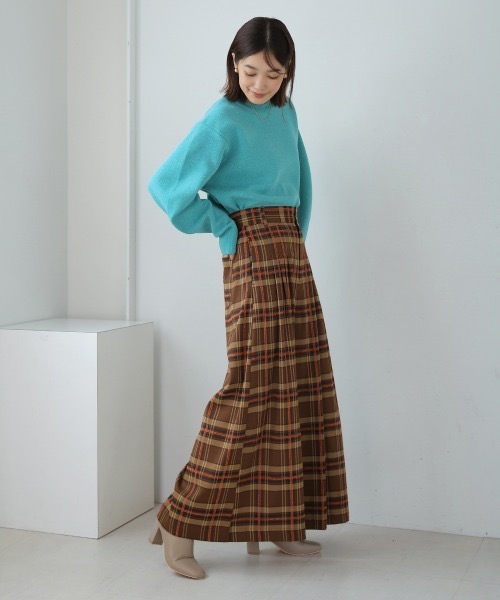 Bou Jeloud(ブージュルード)の「ボリュームタックパンツ(その他パンツ・レディース・オフホワイト/チャコールグレー/A・38)」の22枚目の写真