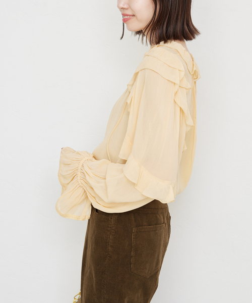 ✨️新品・未着用✨️ SLOBE IENA シアージョーゼットフリルブラウス SLOBE IENA（スローブイエナ）の「シアージョーゼットフリル