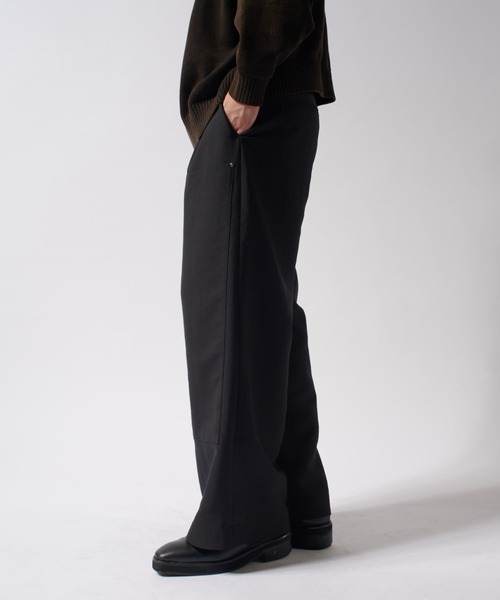 Lui's(ルイス)の「ダブルニーワイドスラックス(その他パンツ・メンズ・ブラック/チャコールグレー・M/S)」の4枚目の写真