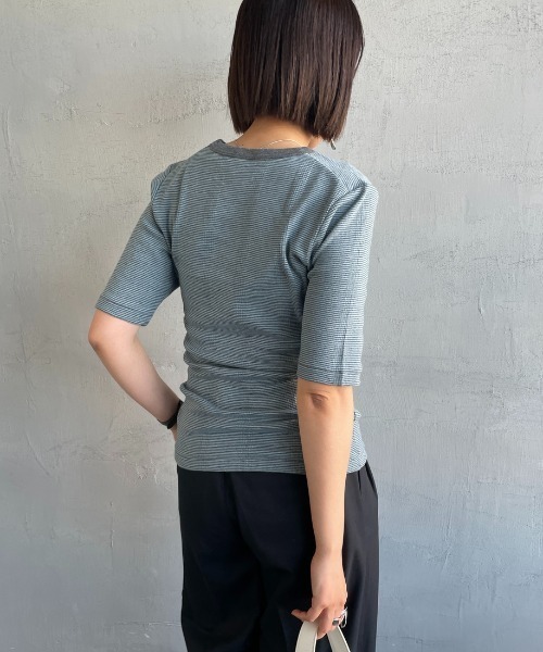 MILLER（ミラー）の「[MILLER/ミラー] 別注 配色 5分袖リブクルーネックTシャツ（Tシャツ/カットソー・レディース・ブルー/アイボリー/ワイン/オレンジ/ブラウン/ブラック・F）」の21枚目の写真