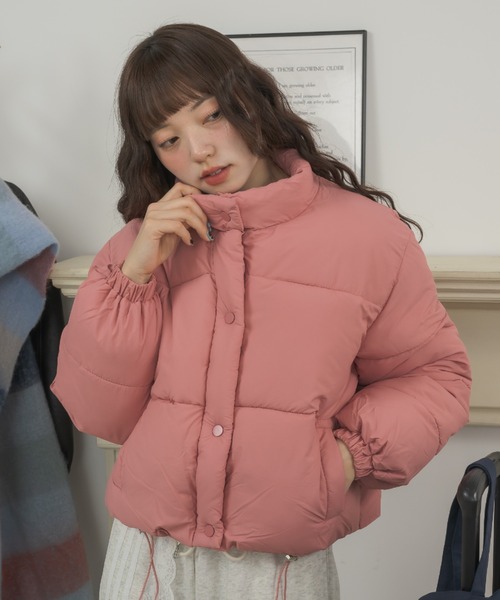 Birthday room（バースデイルーム）の「スタンドカラー中綿ショートジャケット / stand collar cotton batting short jacket（ダウンジャケット/コート・レディース・ホワイト/ピンク/イエロー/ライトブルー/ブラック・FREE）」の5枚目の写真