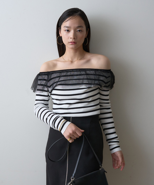 EMMA ROUGE VIF(エマルージュヴィフ)の「【一部店舗限定】オフショルチュールリブプルオーバー(ニット/セーター・レディース・ホワイト系その他/ブラック/オフホワイト・フリー)」の21枚目の写真