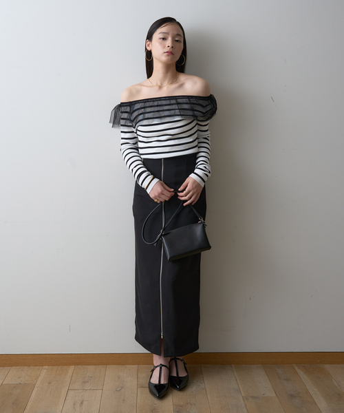 EMMA ROUGE VIF(エマルージュヴィフ)の「【一部店舗限定】オフショルチュールリブプルオーバー(ニット/セーター・レディース・ホワイト系その他/ブラック/オフホワイト・フリー)」の14枚目の写真