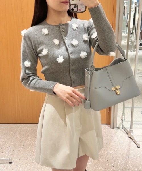 SNIDEL(スナイデル)の「構築ショートパンツ(その他パンツ・レディース・アイボリー/ブラック/ブラウン・0/1)」の1枚目の写真