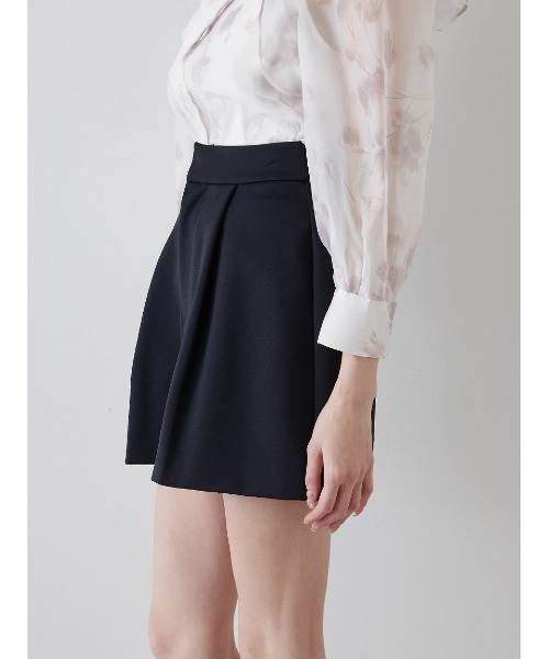 SNIDEL(スナイデル)の「構築ショートパンツ(その他パンツ・レディース・アイボリー/ブラック/ブラウン・0/1)」の6枚目の写真