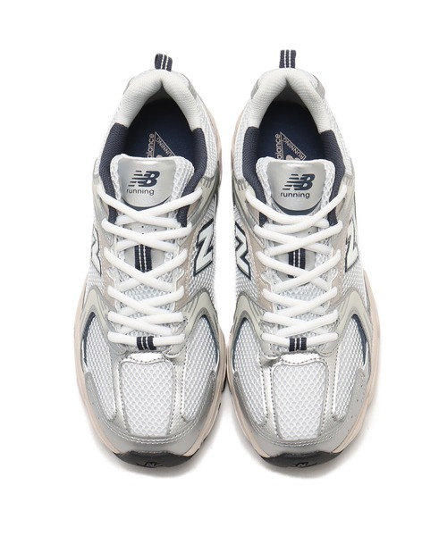 NEW BALANCE(ニューバランス)の「New Balance MR530KA / ニューバランス MR530KA(スニーカー・レディース・シルバー・23.5cm/23.0cm/25.0cm/24.5cm/24.0cm/25.5cm/26.0cm/26.5cm/27.0cm/27.5cm/28.0cm/28.5cm/29.0cm/22.5cm)」の2枚目の写真
