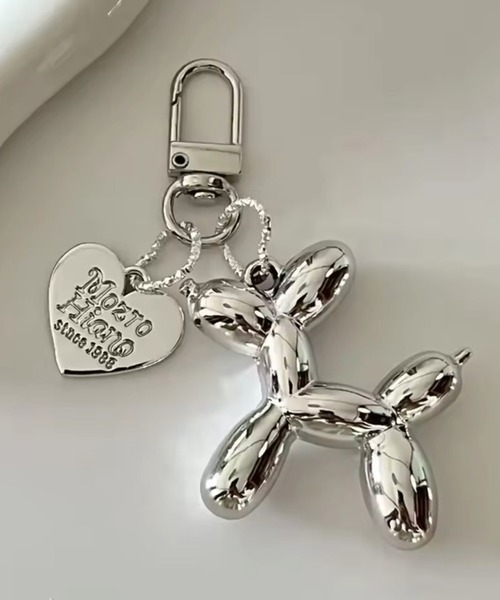 ammy.(エイミードット)の「【 ammy. / エイミードット 】 ハート チャーム ドッグ キーホルダー(キーホルダー・レディース・ブルー/ゴールド/シルバー/ブラック/シルバー系/ホワイト/ピンク・FREE)」の6枚目の写真