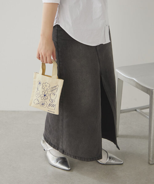 BIRTHDAY BAR（バースデイバー）の「コットンミニスクエアフラットバッグ（トートバッグ・レディース・アイボリー/グリーン/ネイビー/オレンジ・0）」の12枚目の写真