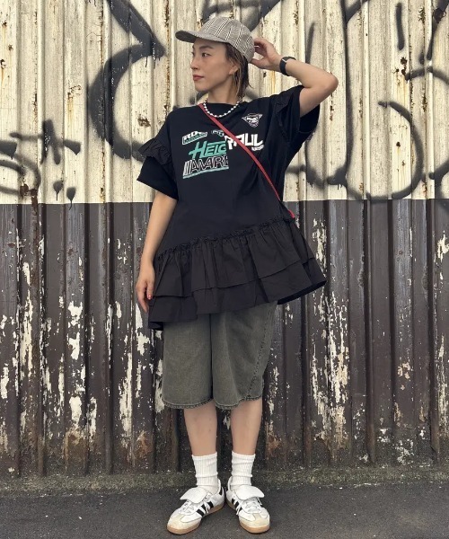 ROSE BUD◆REMAKELIKEPRINTSLEEVETOP/トップス/FREE/コットン/BLK/総柄 REMAKE RUFFLE TOPS（Tシャツ/カットソー）｜ROSE BUD（ローズ