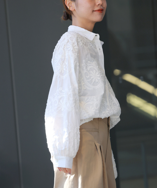 JOURNAL STANDARD relume(ジャーナルスタンダード レリューム)の「《追加》モチーフエンブロイダリーブラウス(シャツ/ブラウス・レディース・アイボリー・FREE)」の10枚目の写真