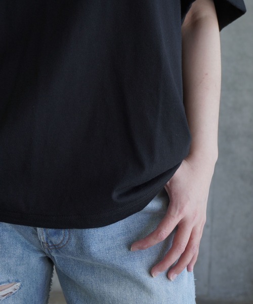 k3&co.(ケイスリーアンドコー)の「V-NECK TEE(Tシャツ/カットソー・レディース・グレー/ホワイト/ブラック・ONE SIZE)」の12枚目の写真