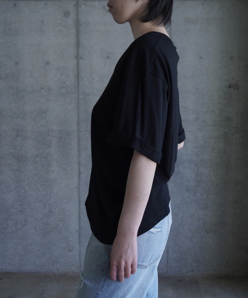 k3&co.(ケイスリーアンドコー)の「V-NECK TEE(Tシャツ/カットソー・レディース・グレー/ホワイト/ブラック・ONE SIZE)」の15枚目の写真