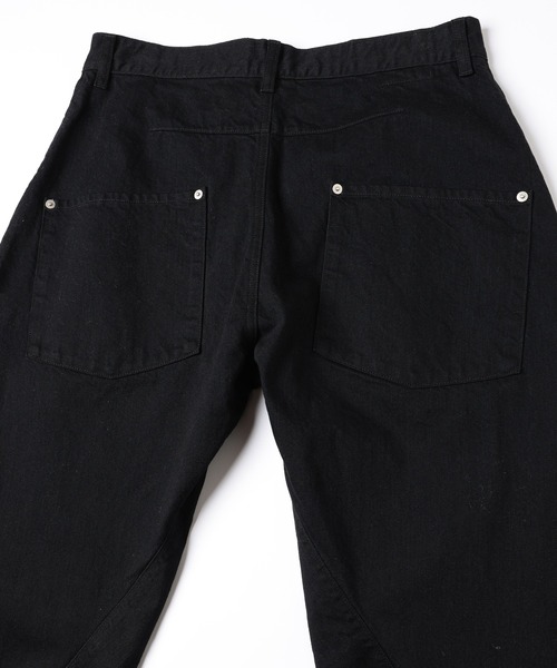 JIEDA(ジエダ)の「3D CUTTING DENIM PANTS(デニムパンツ・メンズ・インディゴブルー/ブラック・2/1)」の9枚目の写真