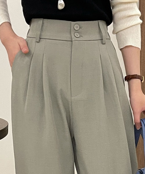 DAY CLOSET（デイ クローゼット）の「レディース マニッシュハイウエストダブルボタンワイドタックパンツ（スラックス・レディース・ダークグレー/ブラウン/グレイッシュベージュ/ブラック・S/M/L）」の19枚目の写真