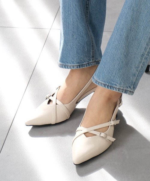 AmiAmi（アミアミ）の「バックストラップミュール/クロスストラップパンプス（パンプス・レディース・アイボリー/ブラック/シルバー/バーガンディー・S/M/LL/L）」の6枚目の写真