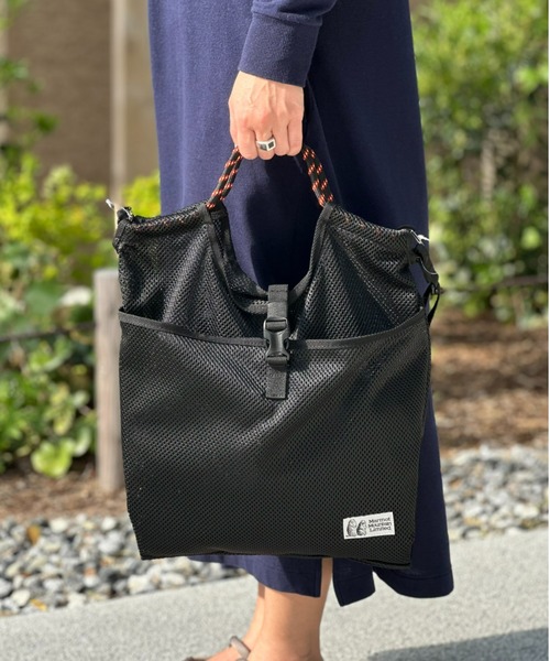 MARMOT(マーモット)の「【Marmot】MMW Mesh Compact Tote MMW メッシュコンパクトトート(トートバッグ・メンズ・エメラルド/ブラック/ブルー・ONE SIZE)」の2枚目の写真