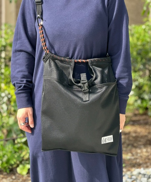 MARMOT(マーモット)の「【Marmot】MMW Mesh Compact Tote MMW メッシュコンパクトトート(トートバッグ・メンズ・エメラルド/ブラック/ブルー・ONE SIZE)」の8枚目の写真