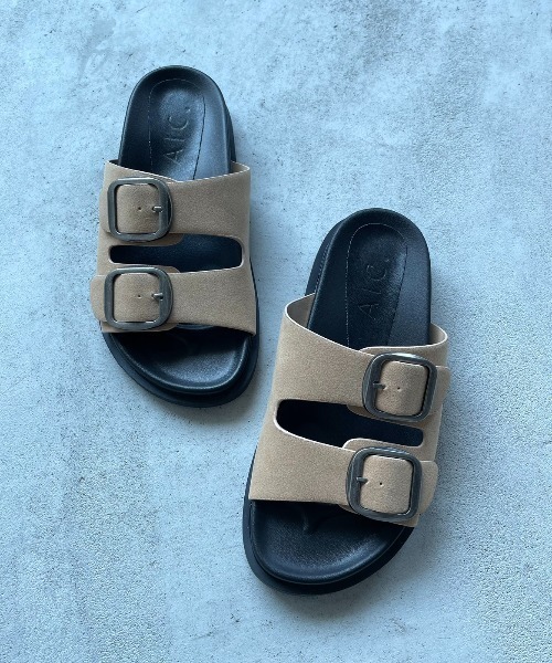 AIC.（エーアイシー）の「ダブルベルトボリュームサンダル（サンダル・レディース・ブラック/ベージュ・SMALL/MEDIUM/LARGE）」の4枚目の写真