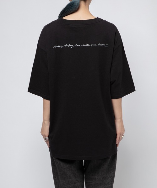 1chaku.(イッチャク)の「【アン ミカ×ZOZO】" HLLSPD " Tシャツ - Pi;S OF LOVE -(Tシャツ/カットソー・レディース・ホワイト/ブラック・L/XL/S/M)」の14枚目の写真