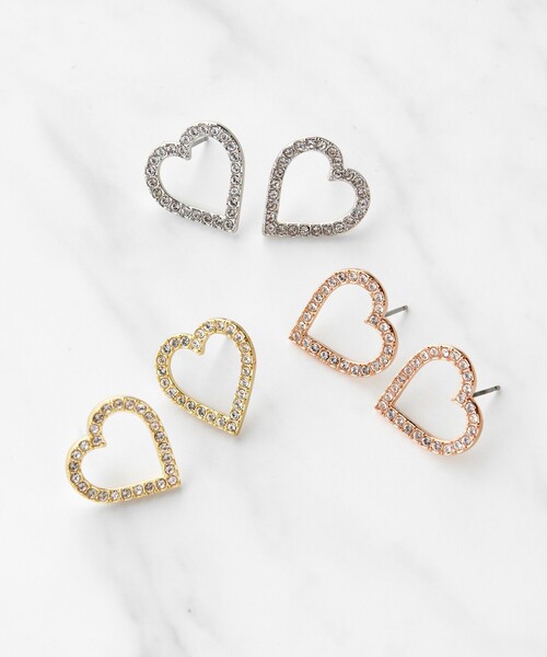 TOCCA（トッカ）の「WISH IN HEART PIERCED EARRINGS ピアス（ピアス（両耳用）・レディース・シルバー系/ローズ系/ゴールド系・F）」の4枚目の写真