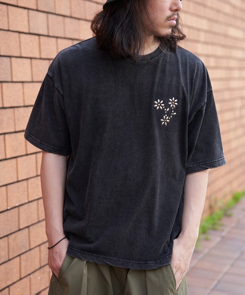 VENCEEXCHANGE(ヴァンスエクスチェンジ)の「スノーウォッシュ加工ホットフィットTシャツ(Tシャツ/カットソー・メンズ・ブラック/ダークグレー/チャコール・M/L)」の3枚目の写真