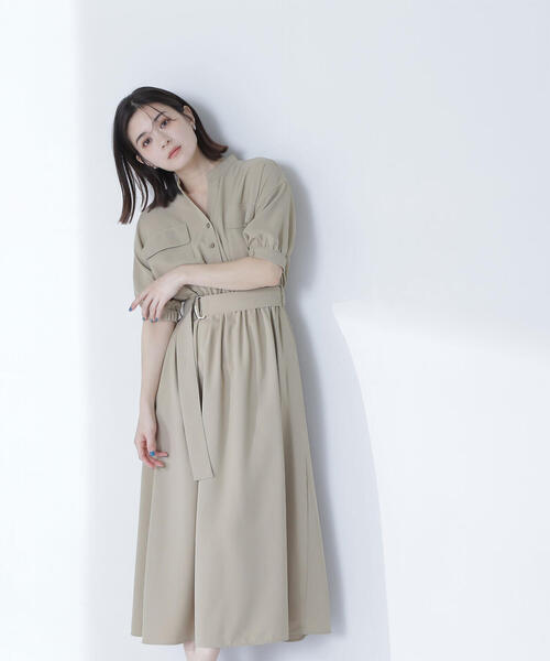 NATURAL BEAUTY BASIC（ナチュラルビューティーベーシック）の「◇ダブルポケットフォルムワンピース（ワンピース・レディース・チャコールグレー/ライトグリーン/ベージュ・SMALL/MEDIUM/P/S）」の9枚目の写真