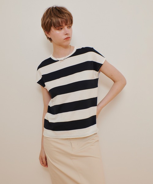 allureville(アルアバイル)の「ワイドボーダープルオーバー(Tシャツ/カットソー・レディース・オフホワイト/ブラック系その他/ホワイト系その他・2)」の12枚目の写真