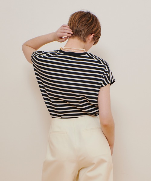 allureville(アルアバイル)の「ワイドボーダープルオーバー(Tシャツ/カットソー・レディース・オフホワイト/ブラック系その他/ホワイト系その他・2)」の8枚目の写真