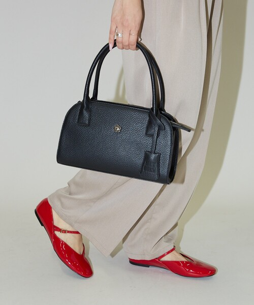 PUBLUX（パブリュクス）の「MARY QUANT × PUBLUX/マリークワント ワンポイント レザレット ハンドルバッグ　限定展開（ハンドバッグ・レディース・ブラウン/ブラック・ONE SIZE）」の5枚目の写真