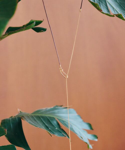 YECCA VECCA（イェッカヴェッカ）の「チェーンコードラリエット（ネックレス・レディース・シルバー/ゴールド・FREE）」の6枚目の写真