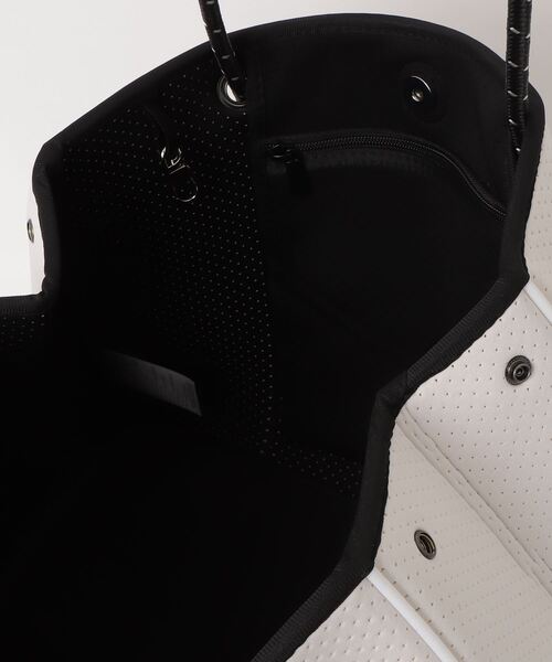 Willow Bay（ウィローベイ）の「Willow Bay/ウィローベイ トートバッグ マザーズバッグ ポーチ付き ネオプレン Daydreamer Neoprene Tote（トートバッグ・レディース・ブラック/グレー/セージグリーン/ホワイト・FREE）」の20枚目の写真