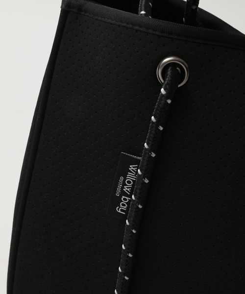 Willow Bay（ウィローベイ）の「Willow Bay/ウィローベイ トートバッグ マザーズバッグ ポーチ付き ネオプレン Daydreamer Neoprene Tote（トートバッグ・レディース・ブラック/グレー/セージグリーン/ホワイト・FREE）」の15枚目の写真