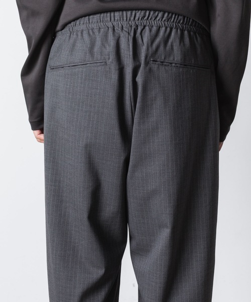 ATTACHMENT(アタッチメント)の「T/W/SI ストレッチギャバジン 1タック イージートラウザーズ / T/W/SI STRETCH GABARDINE 1TUCK EASY TROUSERS(スラックス・メンズ・グレー系/ブラック系/ブラック/ダークネイビー・3/2/1)」の14枚目の写真