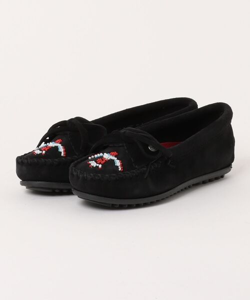Minnetonka(ミネトンカ)の「【MINNETONKA】ミネトンカ THUNDERBIRD ANIMIKII(サンダーバード アニミキイ)リボンモカシンシューズ(モカシン/デッキシューズ・レディース・シルバー/ダークベージュ/ブラック/ブルー/グレー/ホワイト・6/8/7/5)」の1枚目の写真