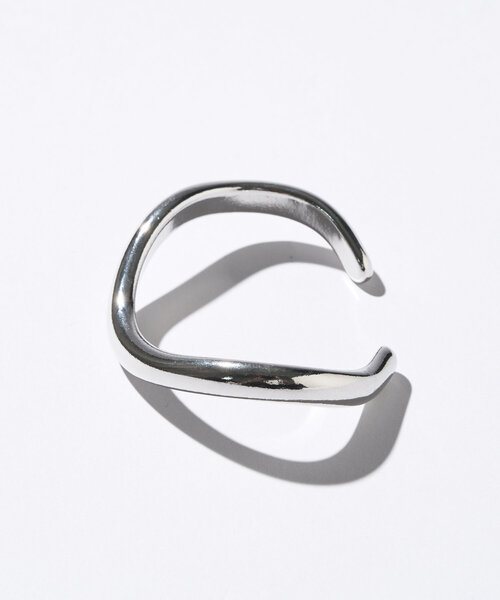 un dix cors(アンディコール)の「ニュアンスウエーブメタルバングル(バングル/リストバンド・レディース・ゴールド/シルバー・FREE)」の4枚目の写真