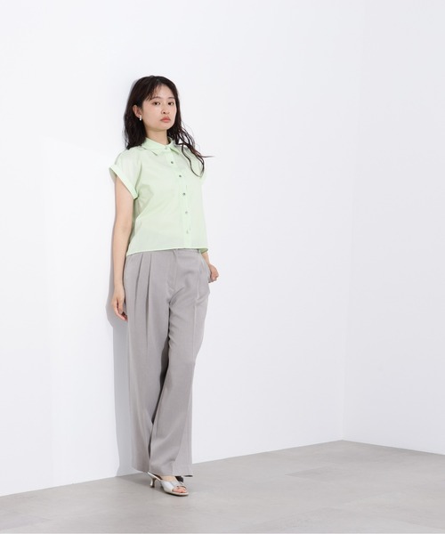 N.(N. Natural Beauty Basic)(エヌエヌナチュラルビューティーベーシック)の「バックプリーツクロップドシャツ(シャツ/ブラウス・レディース・ライトグリーン/オフホワイト/ブルー・MEDIUM)」の22枚目の写真