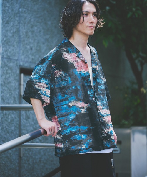 JOURNAL STANDARD(ジャーナルスタンダード)の「ライト ウィロー モダニズム 半袖 シャツ(シャツ/ブラウス・メンズ・ネイビー/ブラウン/ホワイト×ホワイト/その他/ブラック系その他・MEDIUM/LARGE)」の5枚目の写真