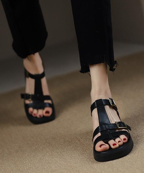 IRADOWL（アイラドール）の「ゴールドバックル 厚底サンダル チャンキーヒール（サンダル・レディース・ブラウン/ブラック・35/36/37/38/39）」の3枚目の写真