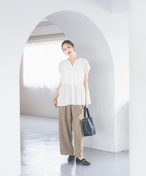 GLOBAL WORK（グローバルワーク）の「エアリーリラックスブラウスノースリーブ/492316（シャツ/ブラウス・レディース・マスタード/レッド/ブラック/オフホワイト・MEDIUM/LARGE）」の6枚目の写真