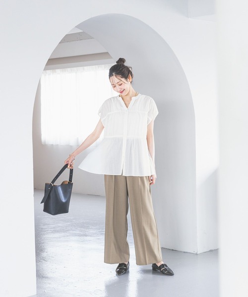 GLOBAL WORK（グローバルワーク）の「エアリーリラックスブラウスノースリーブ/492316（シャツ/ブラウス・レディース・マスタード/レッド/ブラック/オフホワイト・MEDIUM/LARGE）」の7枚目の写真