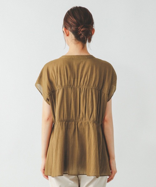 GLOBAL WORK（グローバルワーク）の「エアリーリラックスブラウスノースリーブ/492316（シャツ/ブラウス・レディース・マスタード/レッド/ブラック/オフホワイト・MEDIUM/LARGE）」の19枚目の写真