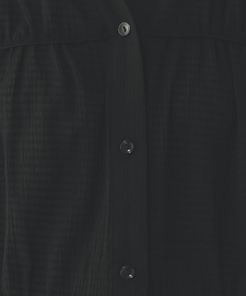 GLOBAL WORK（グローバルワーク）の「エアリーリラックスブラウスノースリーブ/492316（シャツ/ブラウス・レディース・マスタード/レッド/ブラック/オフホワイト・MEDIUM/LARGE）」の13枚目の写真