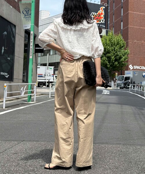 fredy emue（フレディエミュ）の「レースフリルカラーブラウス（シャツ/ブラウス・レディース・オフホワイト/ダークブラウン/オレンジ・38）」の21枚目の写真