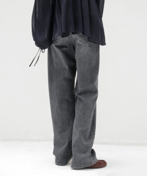 YANUK（ヤヌーク）の「YANUK / LILITH Wide Straight(ワイドストレートデニム 57153079)（デニムパンツ・レディース・ブラック・25/24/23）」の3枚目の写真