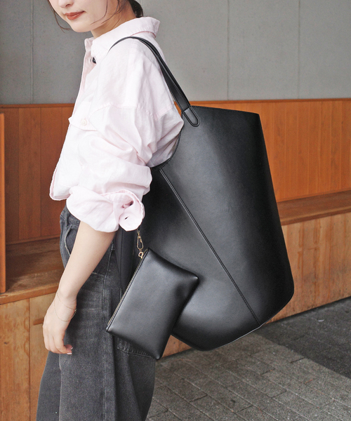 SLOBE IENA(スローブイエナ)の「《一部WEB限定/追加》SLOBE ラウンドビッグトート(トートバッグ・レディース・ブラック/ブラウン・FREE)」の12枚目の写真