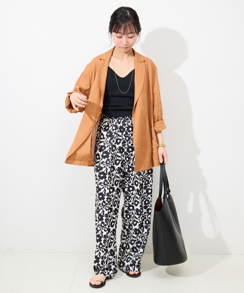 SLOBE IENA(スローブイエナ)の「《一部WEB限定/追加》SLOBE ラウンドビッグトート(トートバッグ・レディース・ブラック/ブラウン・FREE)」の4枚目の写真