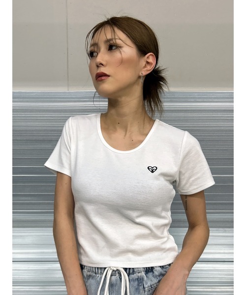 EGOIST（エゴイスト）の「ハートロゴチビTシャツ（Tシャツ/カットソー・レディース・ホワイト/レッド/ブラック・FREE）」の2枚目の写真