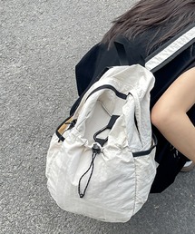LYEON（リヨン）の「カラビナ付きドロストポケットリュック/ナップサック/バックパック（バックパック/リュック）」