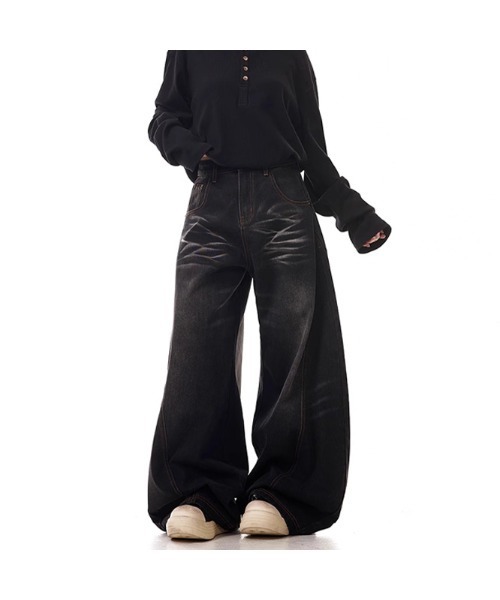 Sakka(サッカ)の「ワイドカーブデニムパンツ(デニムパンツ・レディース・ブラック/ブルー・SMALL/MEDIUM/LARGE/X-LARGE)」の5枚目の写真