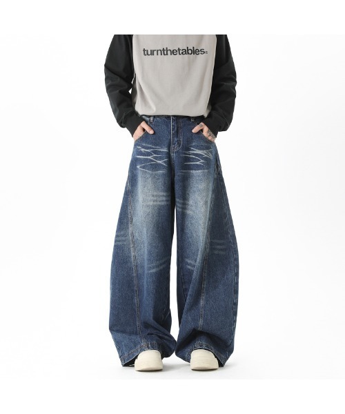 Sakka(サッカ)の「ワイドカーブデニムパンツ(デニムパンツ・レディース・ブラック/ブルー・SMALL/MEDIUM/LARGE/X-LARGE)」の11枚目の写真
